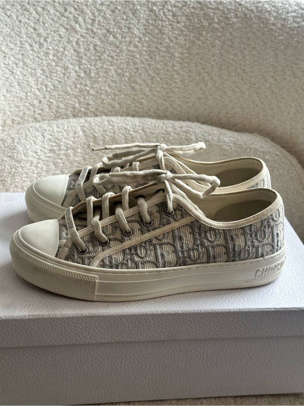 Christian Dior Walk’N’Dior Oblique Embroidered Sneakers Grey Stone EU 38
